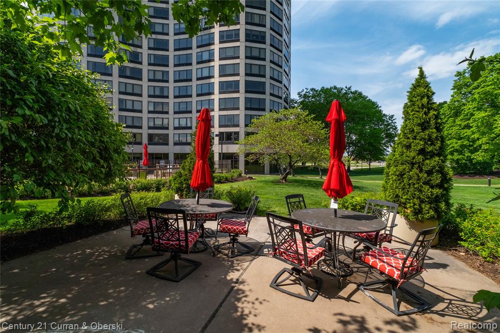 5000 Town Center, 1606, Southfield, MI 48075 — Photo 38