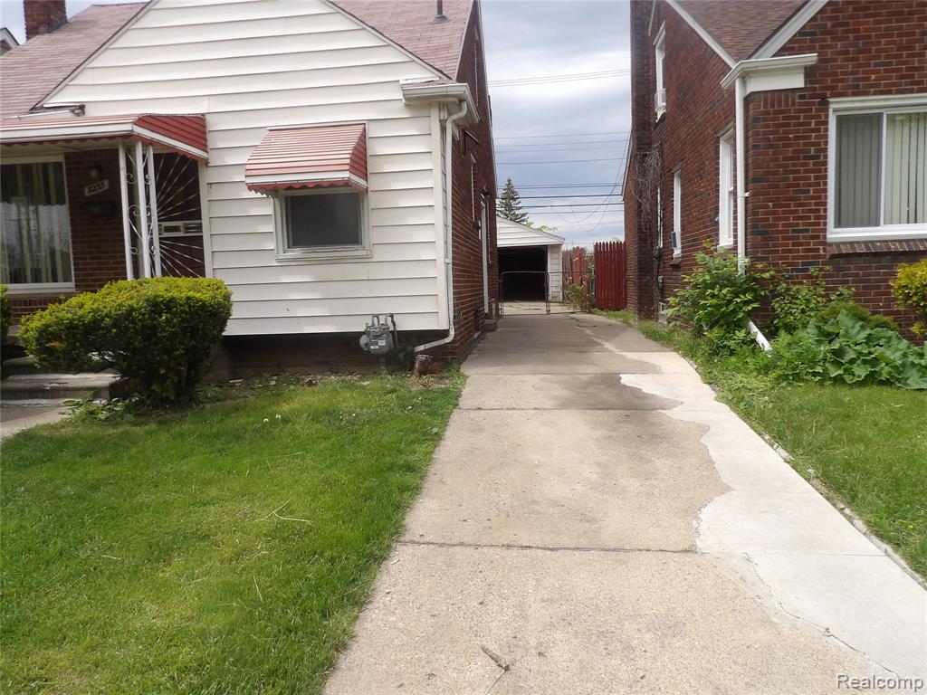 8235 Prest Street, Detroit, MI 48228 — Photo 3