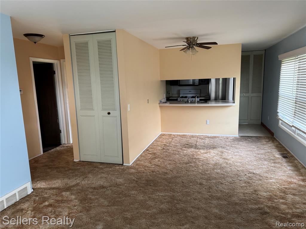 9415 Parkwood N, Davison, MI 48423 — Photo 3