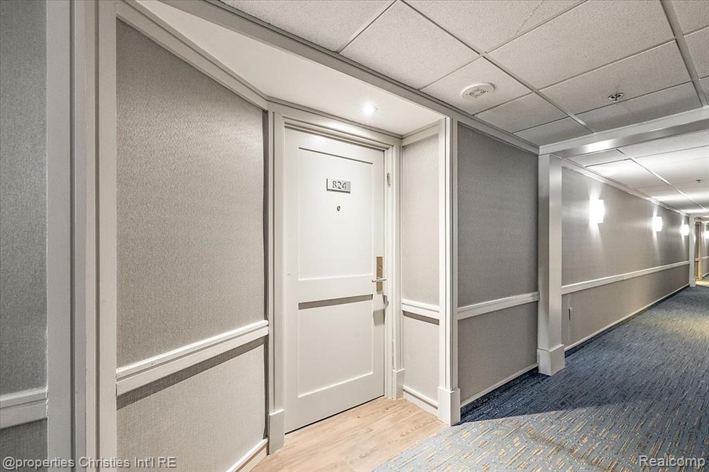 411 S Old Woodward Avenue, 824, Birmingham, MI 48009 — Photo 5