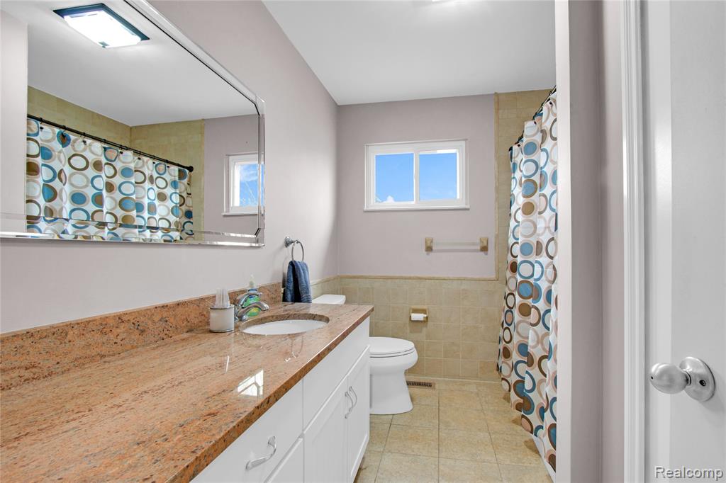 9093 Jordan Road, Grand Blanc, MI 48439 — Photo 19