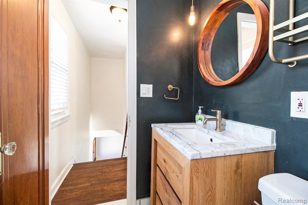 6847 Yinger Avenue, Dearborn, MI 48126 — Photo 24