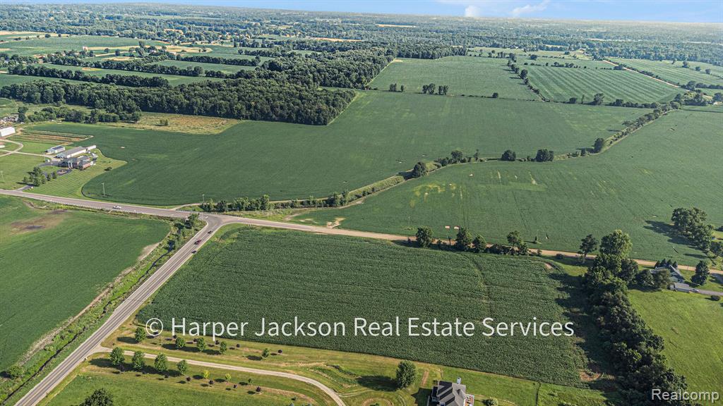 00 Fowlerville, Fowlerville, MI 48836 — Photo 12