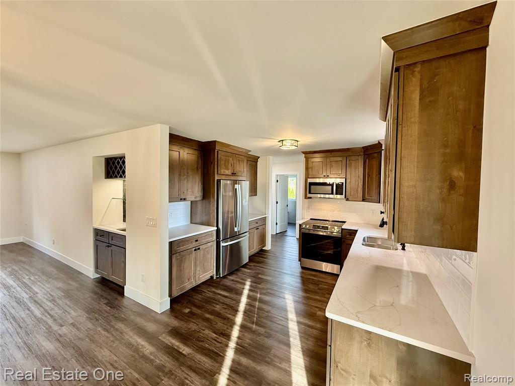 22222 29 Mile Road, Ray, MI — Photo 18