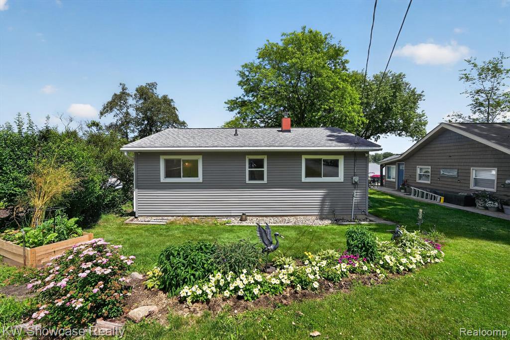 5854 Bullard Road, Fenton, MI 48430 — Photo 4