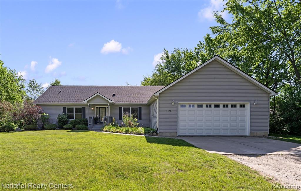 15379 Bird Road, Linden, MI 48451 — Photo 37