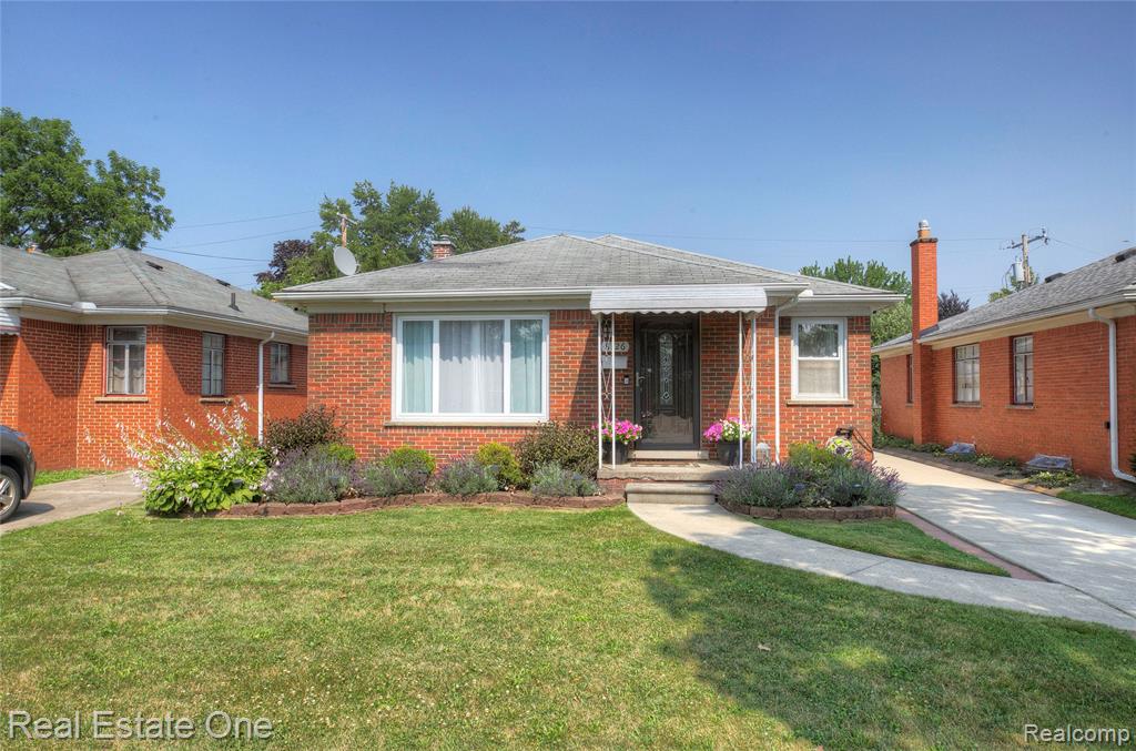 8126 Dale Street, Dearborn Heights, MI 48127 — Photo 3