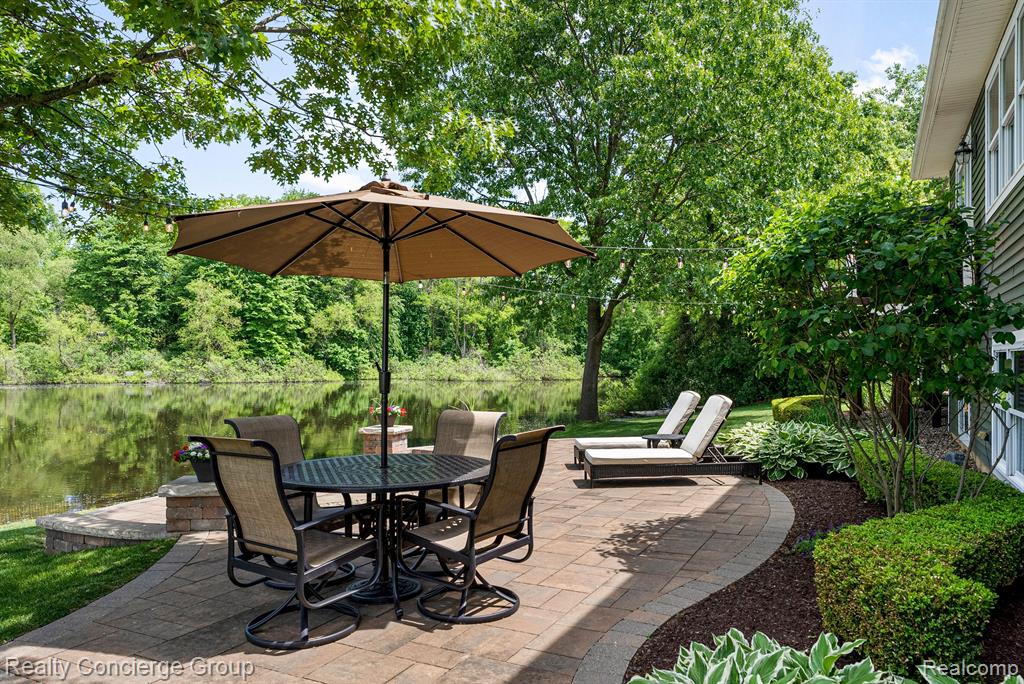 9801 BROOKFIELD Drive, Brighton, MI 48116 — Photo 49
