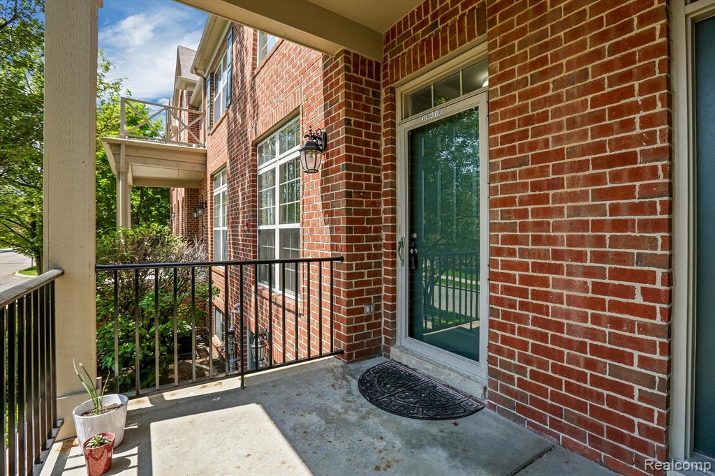 39410 SPRINGWATER Drive, Northville, MI 48168 — Photo 5