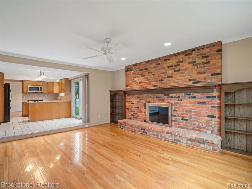 5628 PATTERSON Drive, Troy, MI 48085 — Photo 15