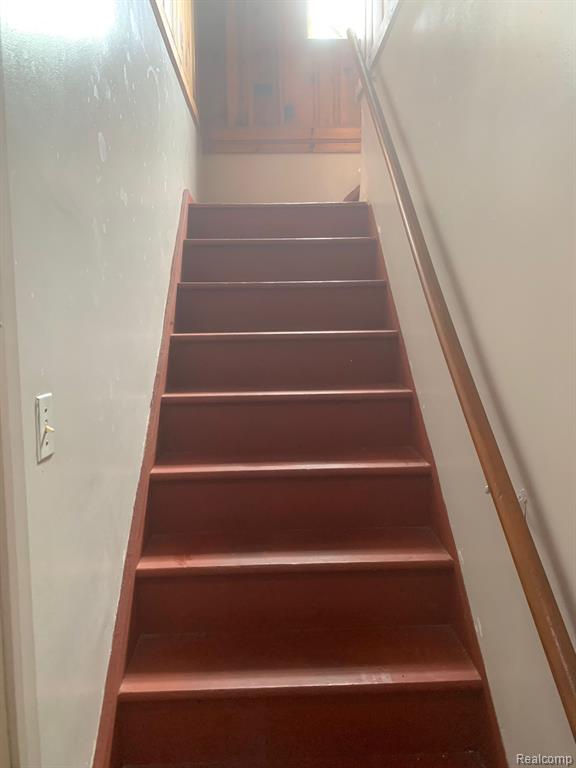 6110 GREENVIEW Avenue, Detroit, MI 48228 — Photo 12