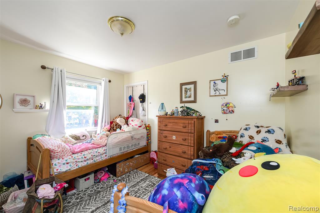 2076 Seymour Lake Road, Ortonville, MI 48462 — Photo 52