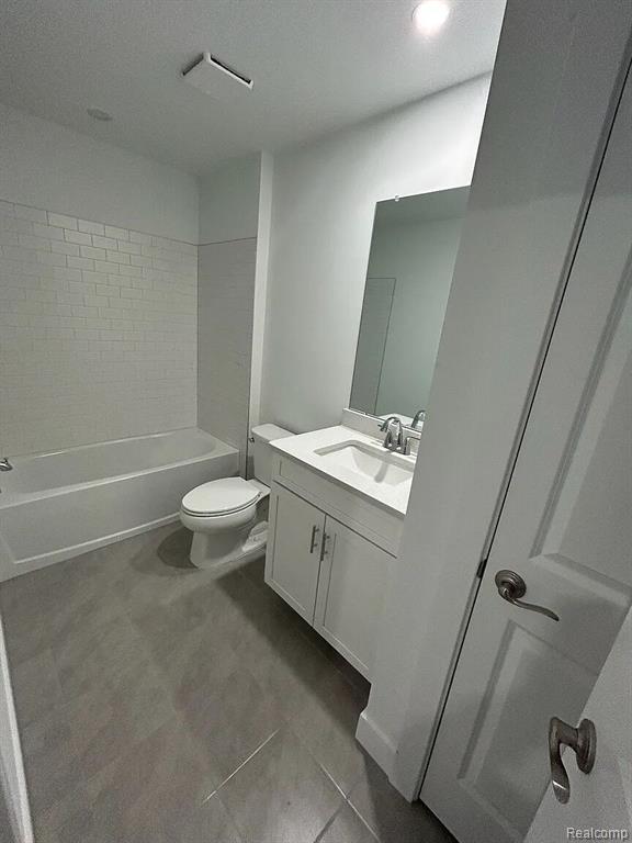 5350 Trail Vista Drive, West Bloomfield, MI 48323 — Photo 12