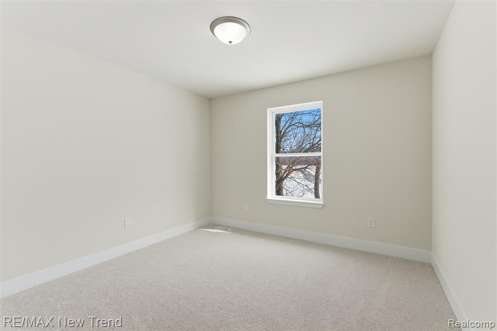 2388 Madison Street, Wixom, MI 48393 — Photo 32