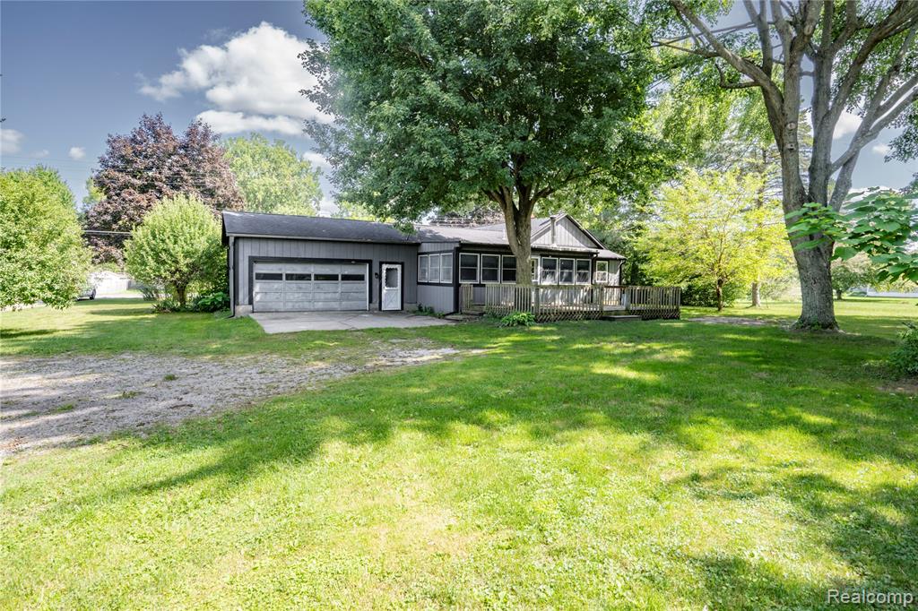 4169 N Belsay Road, Flint, MI 48506 — Photo 3