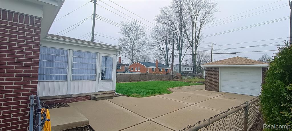 8025 Randy Drive, Westland, MI — Photo 7
