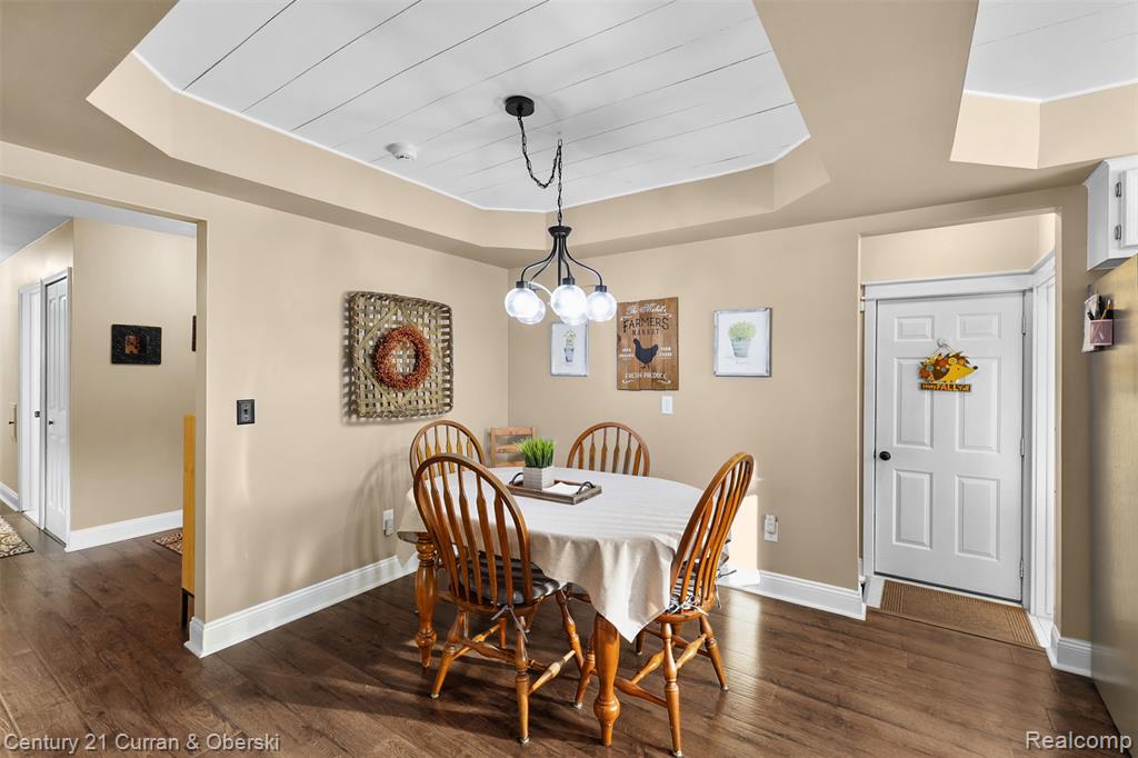 44127 Arlington Road, Canton, MI 48187 — Photo 9