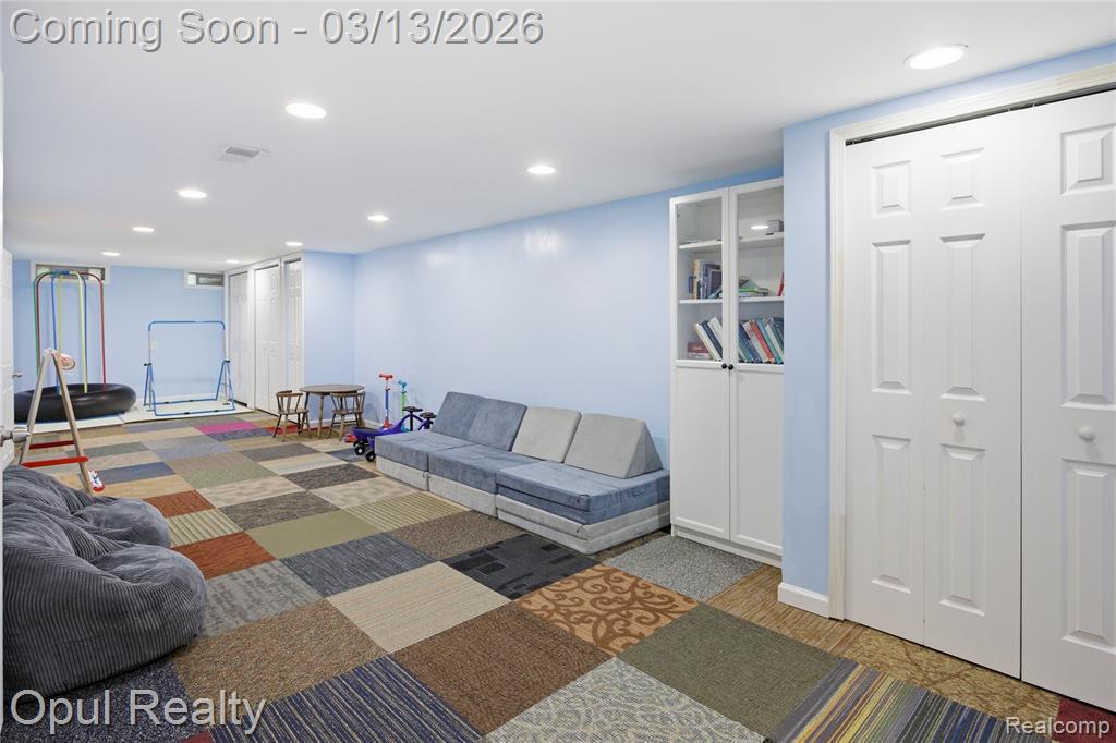 43761 Yorktown Street, Canton, MI 48188 — Photo 17