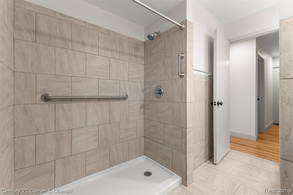 12215 Manor Drive, Southgate, MI 48195 — Photo 20