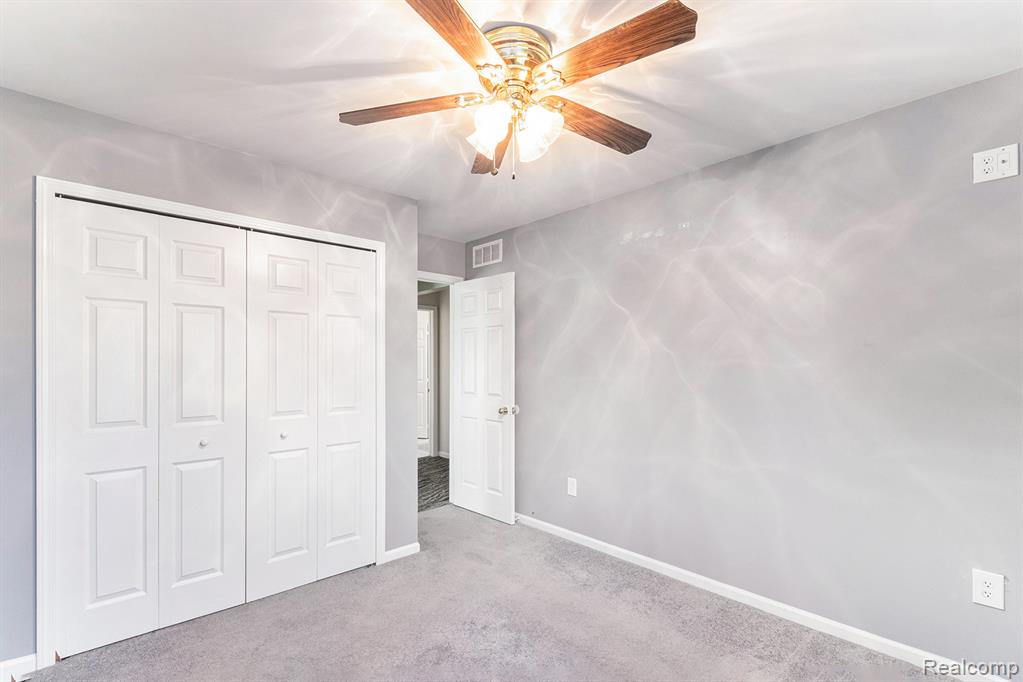 7453 Country Meadow Drive, Swartz Creek, MI 48473 — Photo 10