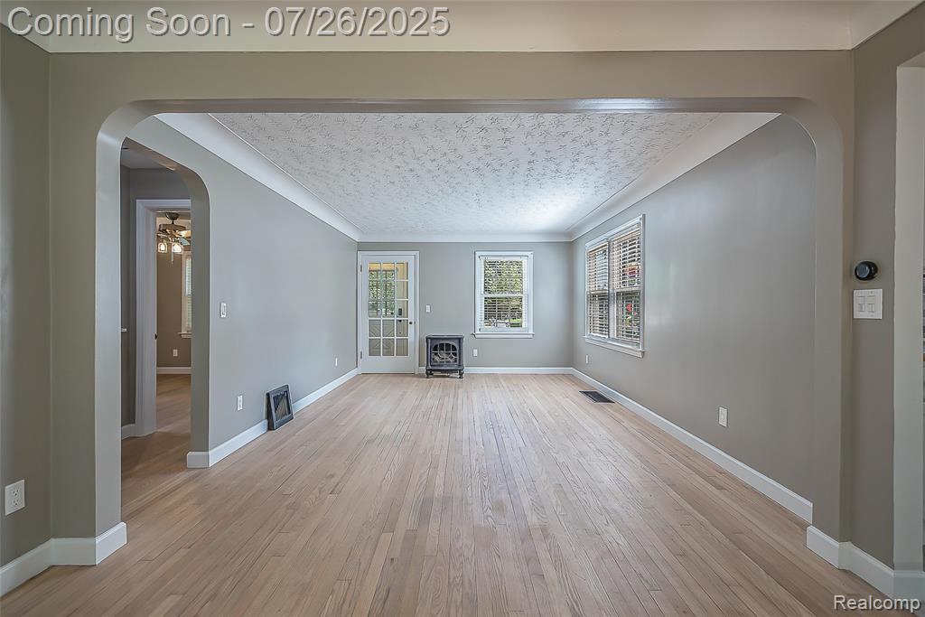 719 Spring Street, Howell, MI 48843 — Photo 6