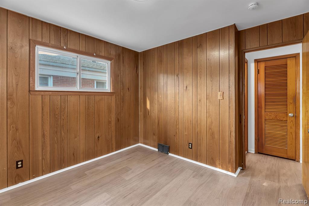 4129 VASSAR Street, Dearborn Heights, MI 48125 — Photo 17