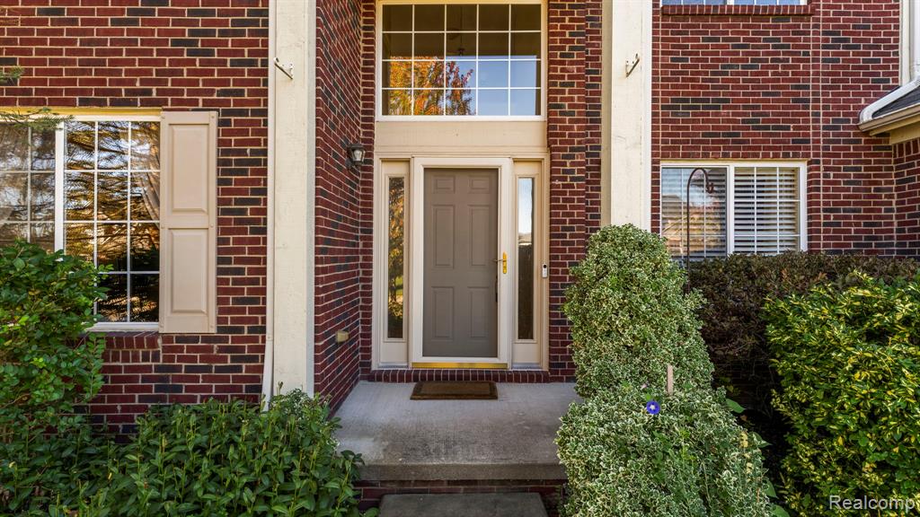 29923 Bradford Drive, New Hudson, MI 48165 — Photo 6