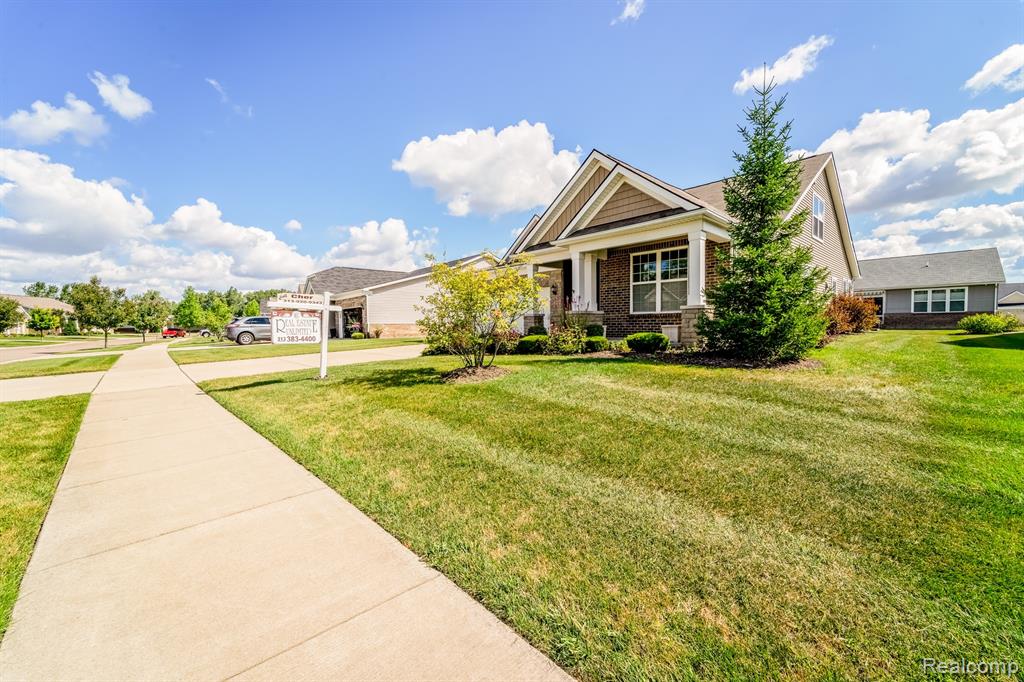 24279 Walloon Way, Flat Rock, MI 48134 — Photo 3