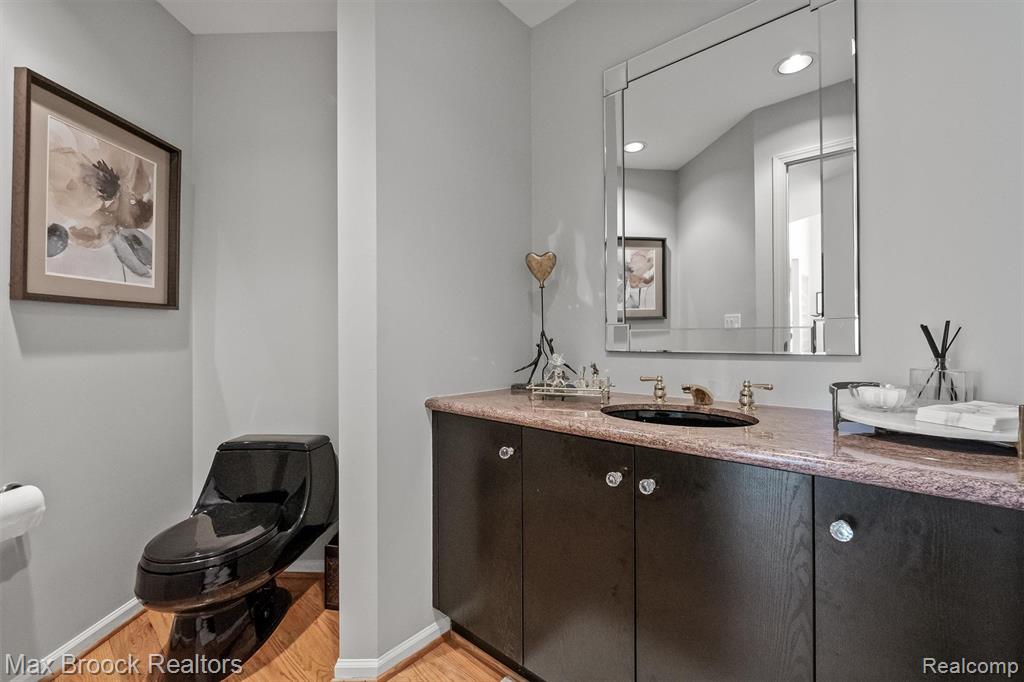 5101 Village Commons Drive, West Bloomfield, MI — Photo 26