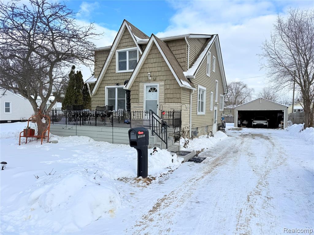 33526 Duncan, Fraser, MI 48026 — front exterior