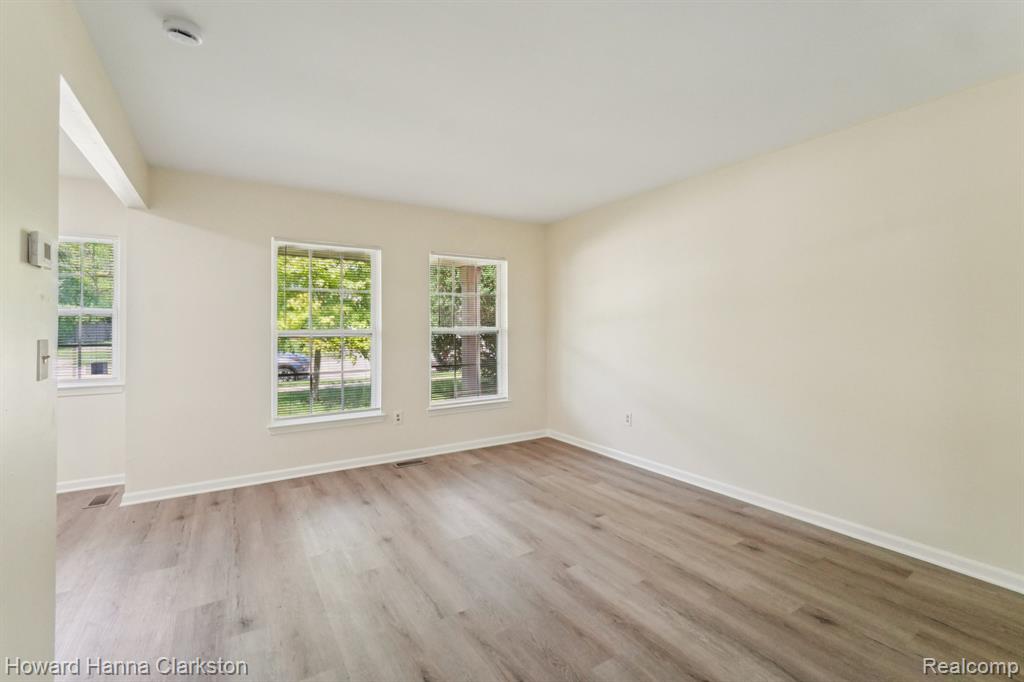 73 Poplar Avenue, Pontiac, MI 48342 — Photo 8