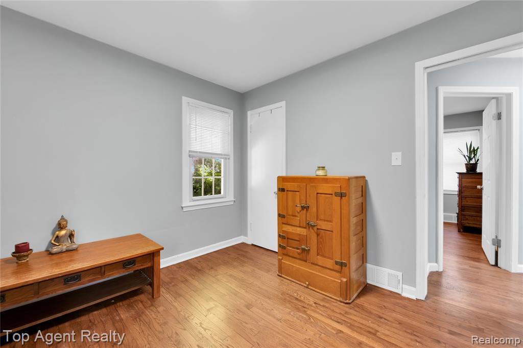 9917 Rutland Street, Detroit, MI 48227 — Photo 16