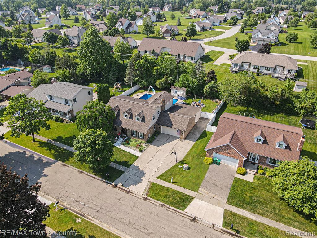 813 Birchwood Drive, Flushing, MI 48433 — Photo 70