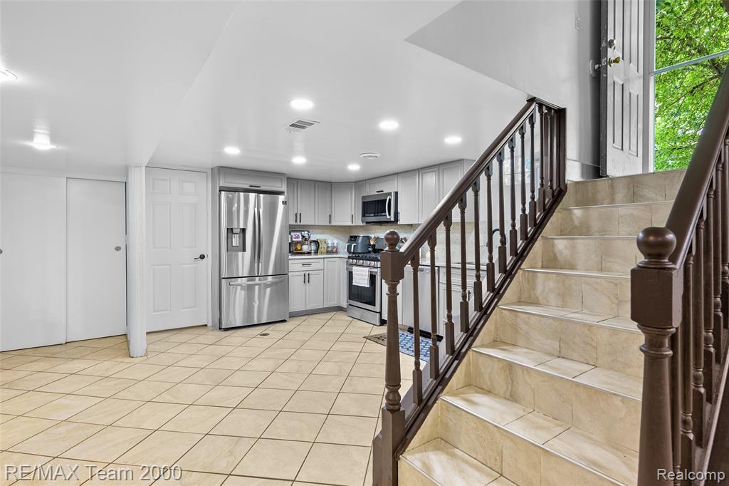 7841 Mead Street, Dearborn, MI 48126 — Photo 32
