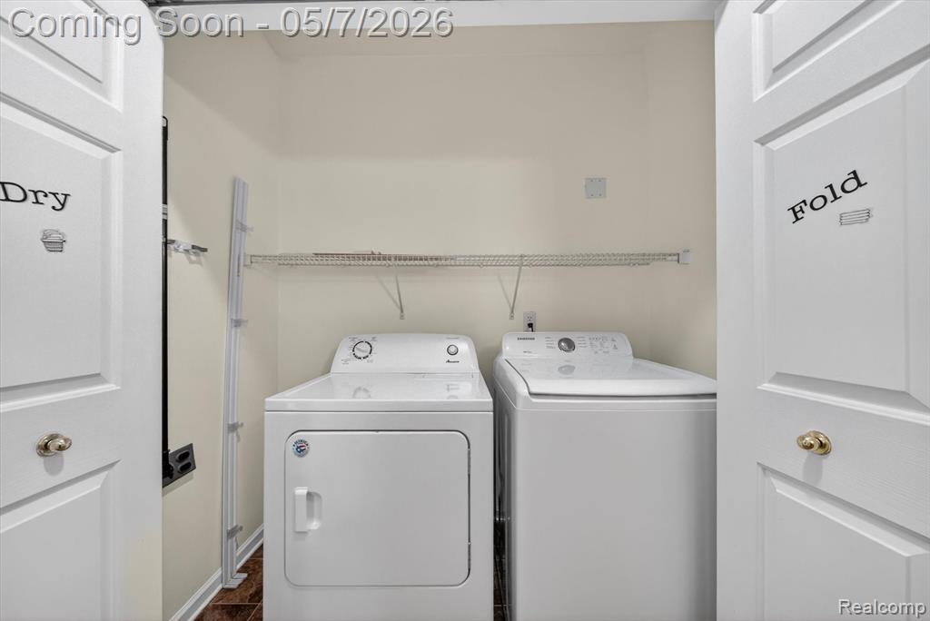 43027 Strand Drive, Sterling Heights, MI 48313 — Photo 27