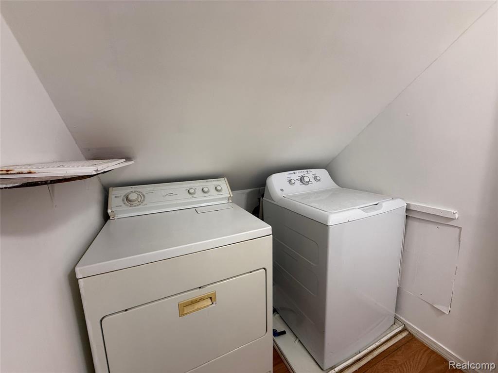8209 Orchard Avenue, Warren, MI 48089 — Photo 17