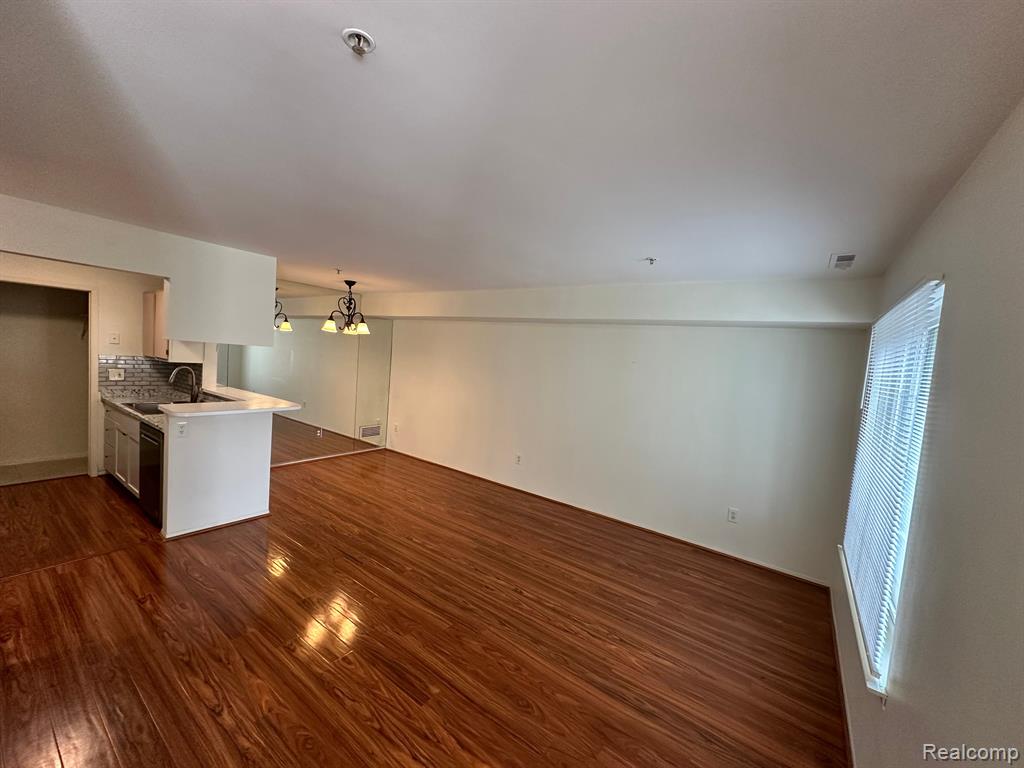 22277 ATLANTIC POINTE, Farmington Hills, MI 48336 — Photo 11