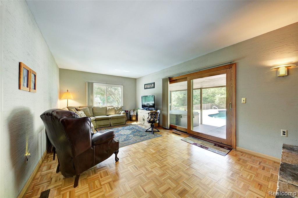 6788 Balmoral Terrace, Clarkston, MI — Photo 40