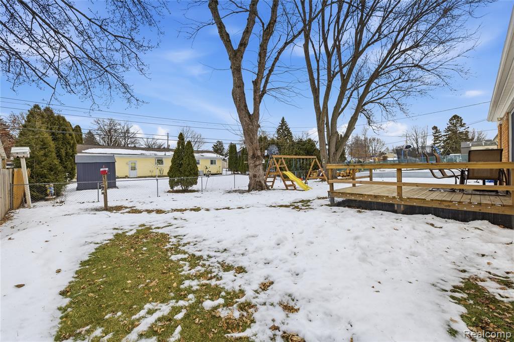 6115 Marscot Drive, Lansing, MI 48911 — Photo 13