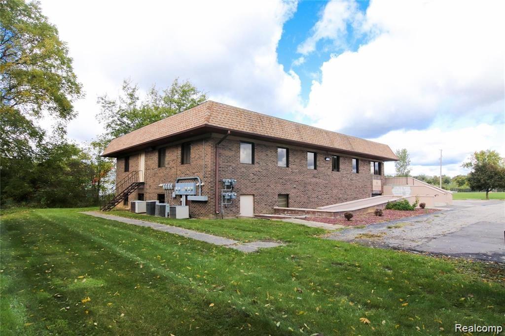 5265 W PIERSON Road, Flushing, MI 48433 — Photo 12
