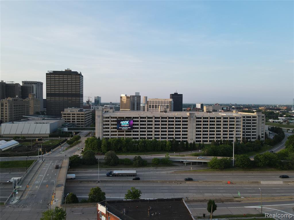 850 W Fisher, Highland Park, MI 48201 — Photo 16