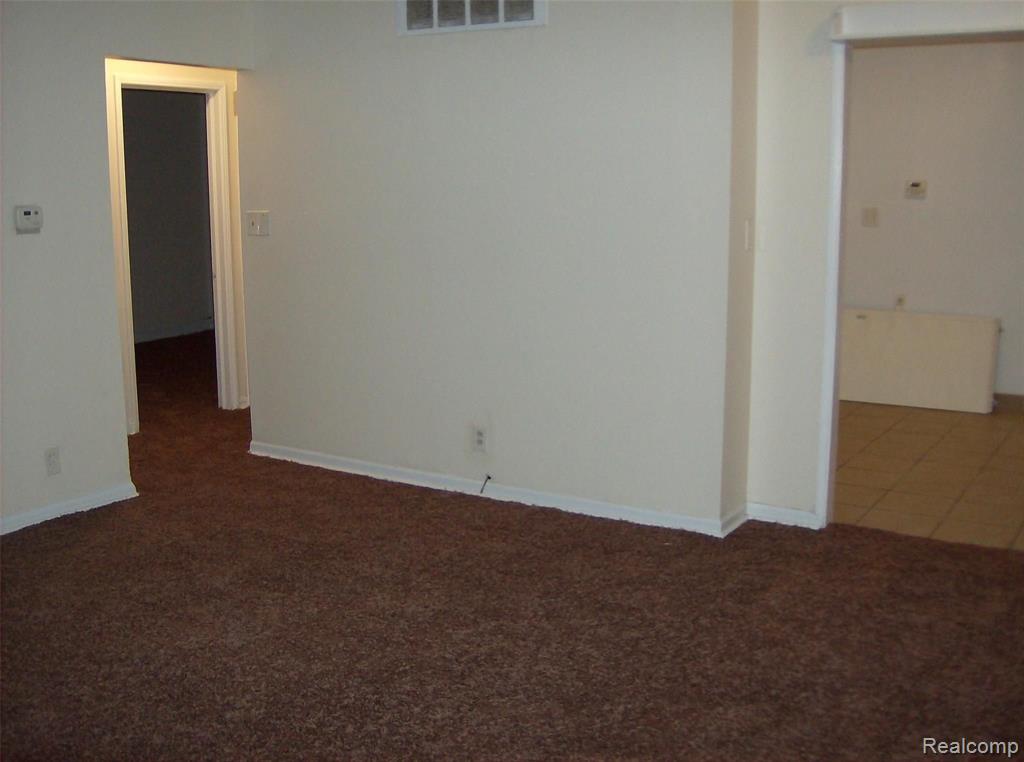 10641 TROY Street, Oak Park, MI, 48237