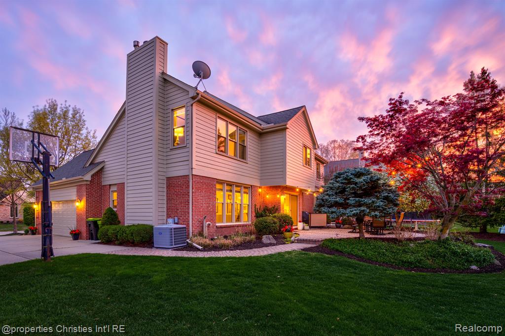 45726 JASLYN Lane, Novi, MI — Photo 2