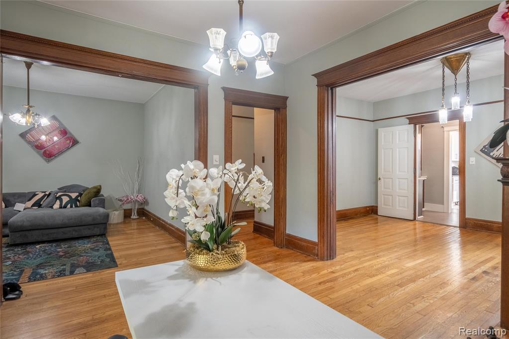 662 Van Dyke Street, Detroit, MI 48214 — Photo 6