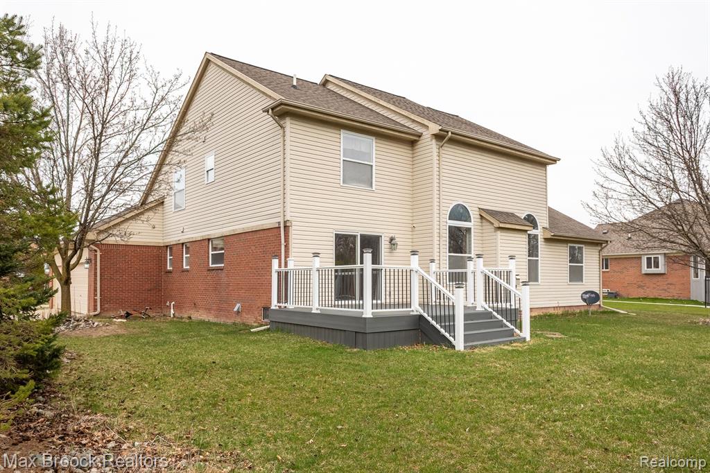 7131 WHITE TAIL Drive, Grand Blanc, MI 48439 — Photo 36