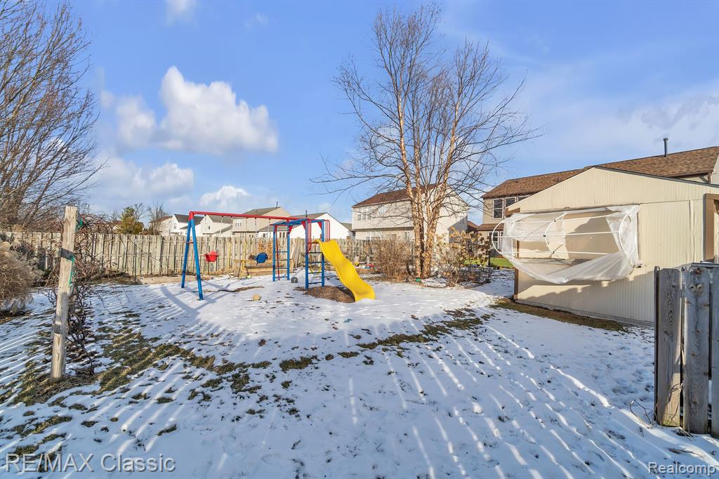 7842 BERWICK Drive, Ypsilanti, MI 48197 — Photo 52