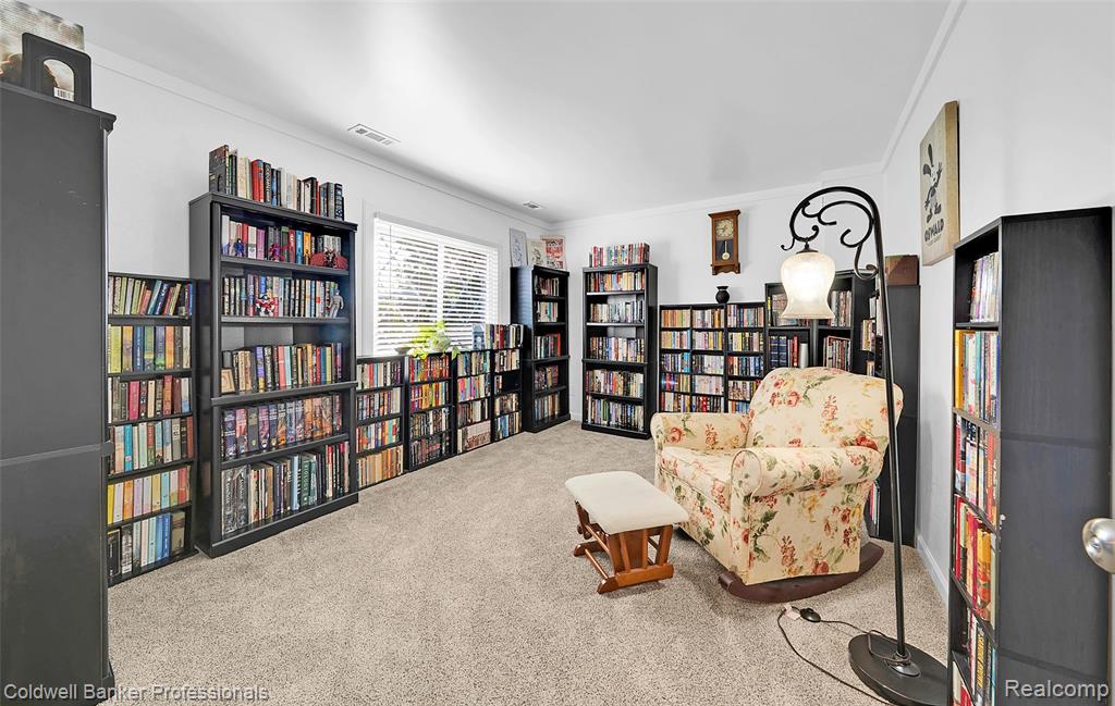 9539 Hillcrest Drive, Plymouth, MI 48170 — Photo 16