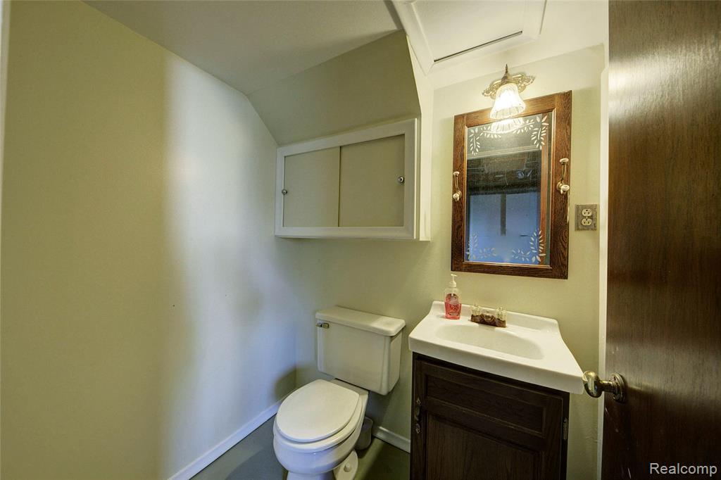 5489 Academy Street, Dearborn Heights, MI 48125 — Photo 45