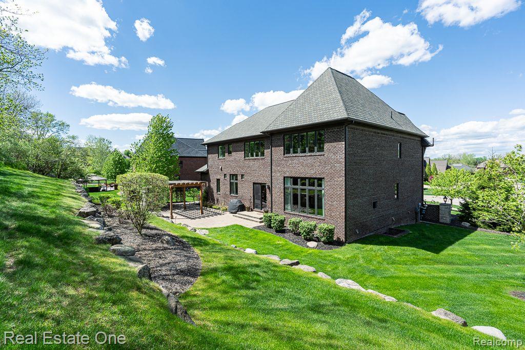 611 Wellington Circle, Rochester Hills, MI 48309 — Photo 6