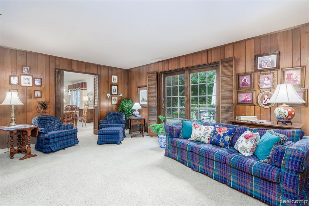 830 Croydon Road, Rochester Hills, MI 48309 — Photo 38
